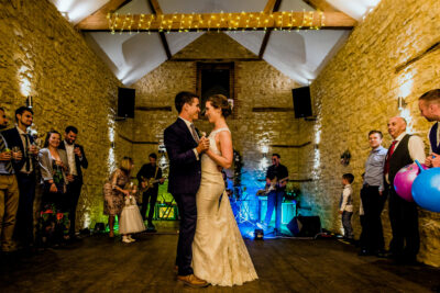 Newlyweds first dance to live wedding band at